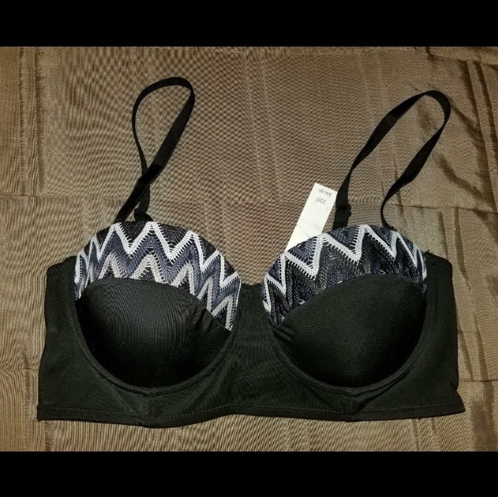 NWT C&California Balconette Chevron Bra 32D